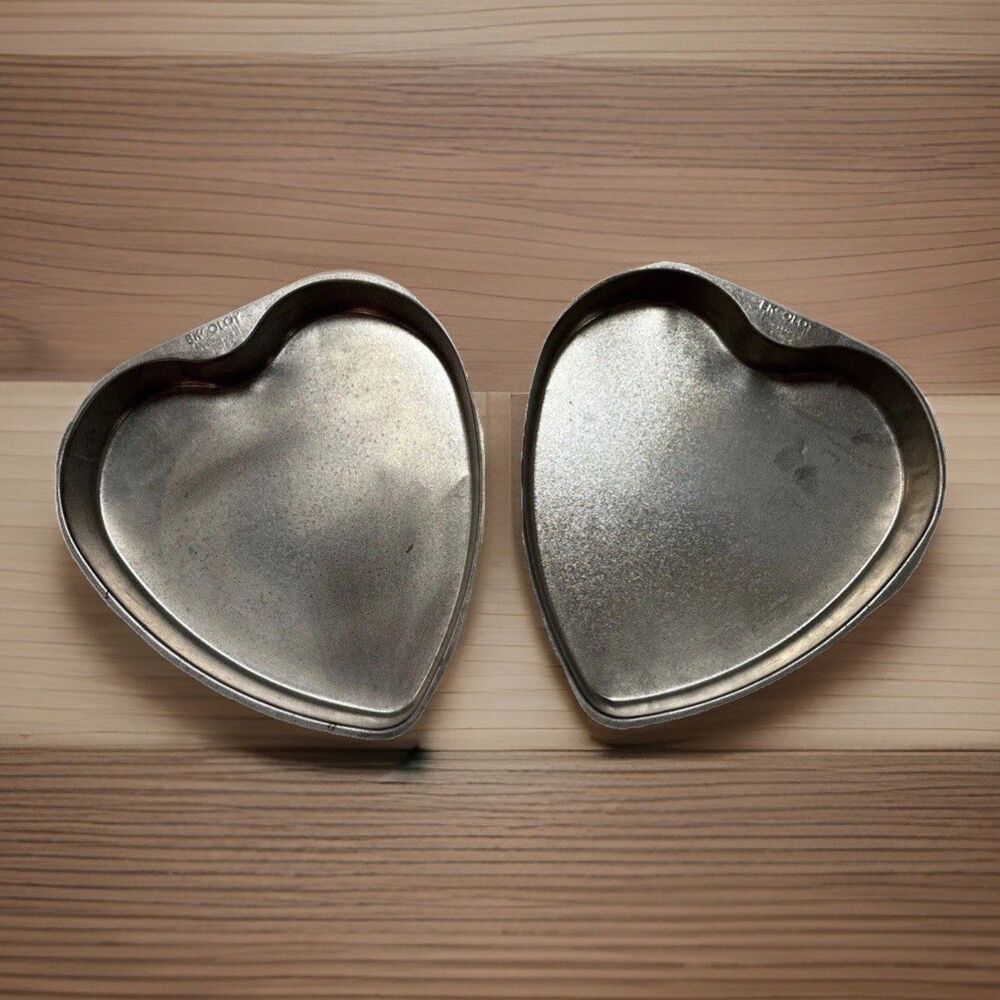 Vintage EKCO Ekcoloy Heart Layer Cake Pan Set of 2 T-165 USA 10x9x1.5 Wedding
